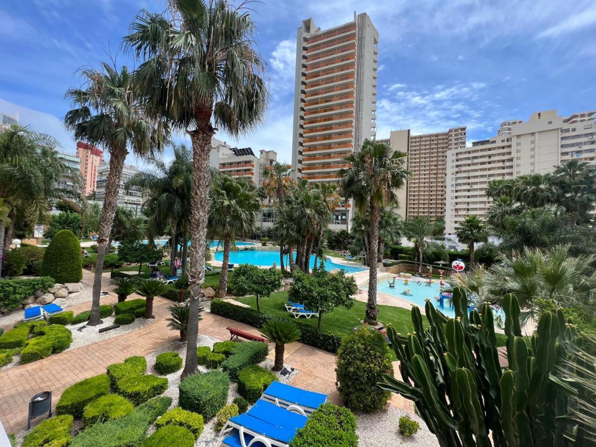 Gemelos 22-3-12 Benidorm Exterior photo